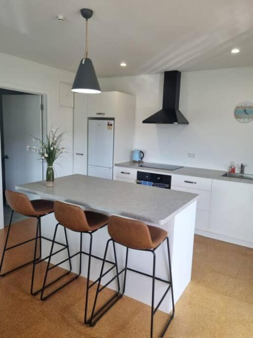 Sea-Renity Picton, Apt B Extérieur photo